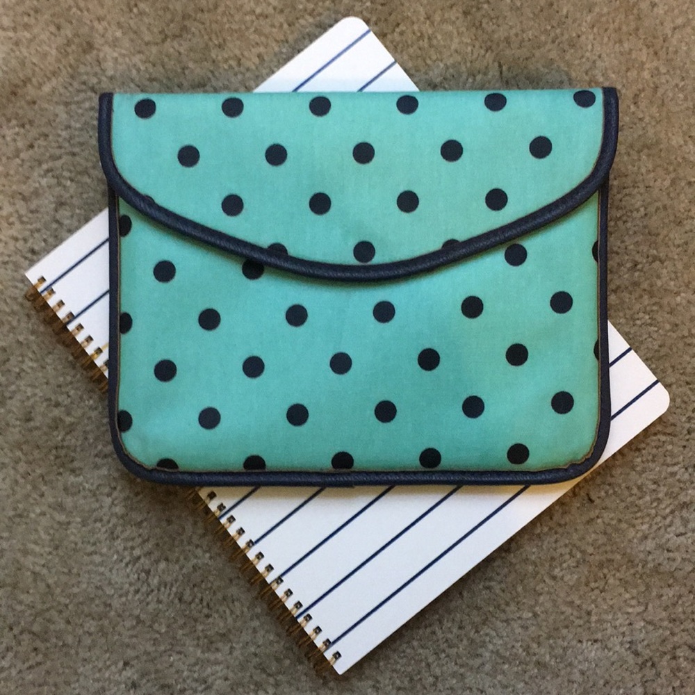 clutch for tablet